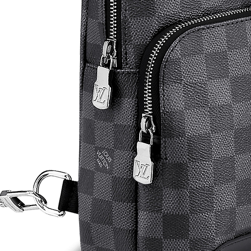 Louis Vuitton Avenue Sling Bag